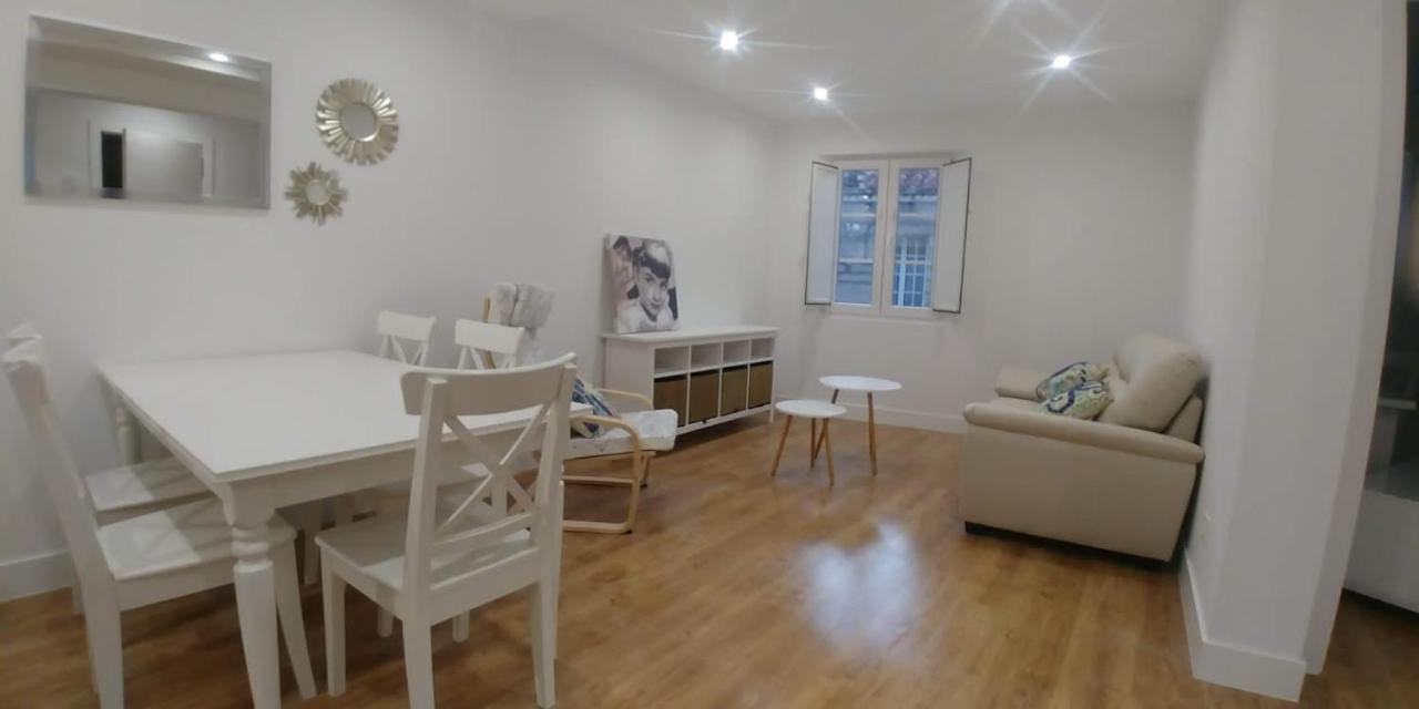 Ferienwohnung Comodo Apartamento En Zona Antigua Dos Pontevedra Exterior foto