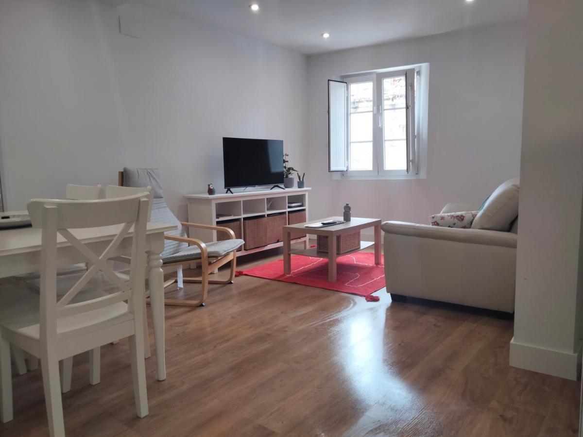 Ferienwohnung Comodo Apartamento En Zona Antigua Dos Pontevedra Exterior foto